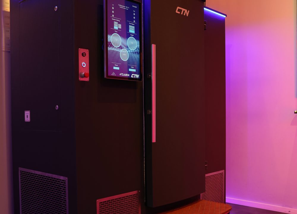 Whole body cryotherapy in the e°CABIN at Pragma Health